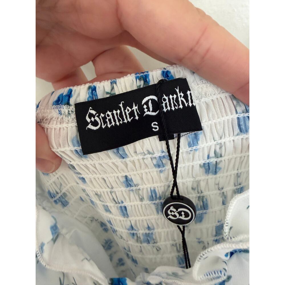 NWT Scarlett Darkness Hottest Milkmaid Summer Floral Dress White Blue Small - Picture 7 of 7